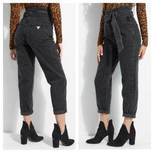 GUESS Women's Belted '80s Straight Jeans